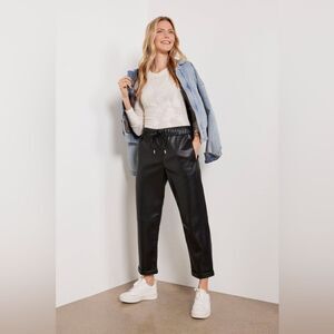 Evereve Black Jules Faux Leather Pant Medium